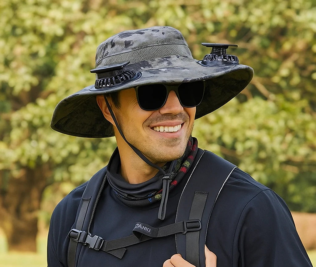 Wide outdoor sun hat with sun fan