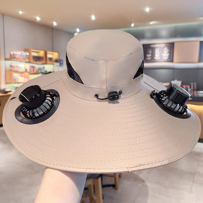 Wide outdoor sun hat with sun fan